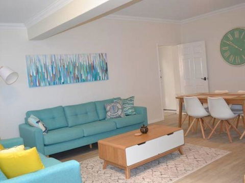 Caravel Beach House Mandurah - Accommodation Asia 25