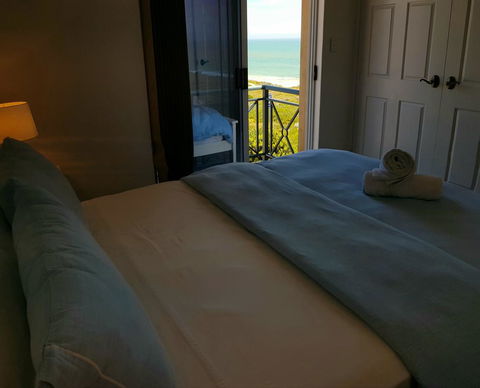 Caravel Beach House Mandurah - Accommodation Asia 14