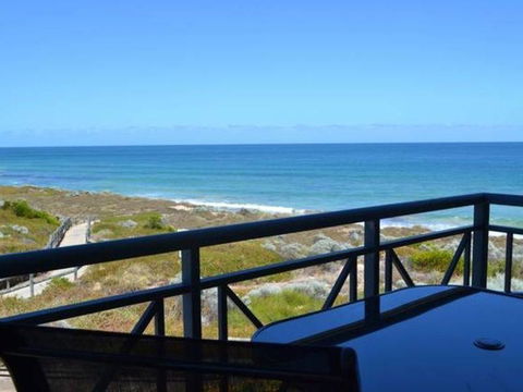 Caravel Beach House Mandurah - Accommodation Asia 26