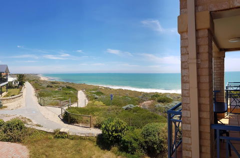 Caravel Beach House Mandurah - Accommodation Asia 2