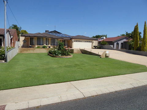 Jennys Retreat - Accommodation Asia 0