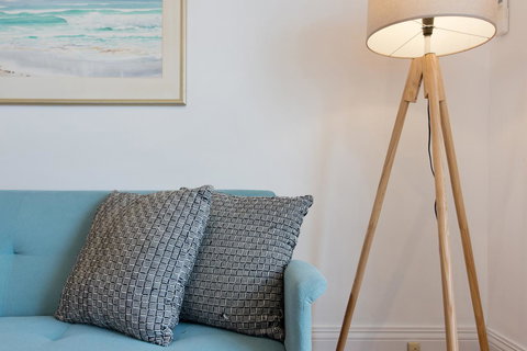 Ocean Breeze Apartment - Accommodation Guide 19