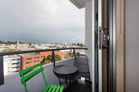 Ocean Breeze Apartment - Accommodation Guide 7