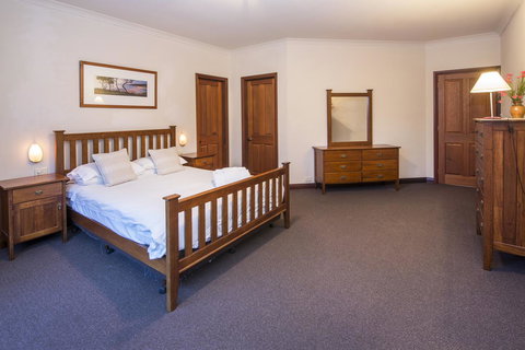 53 Martina Drive - Accommodation Asia 19