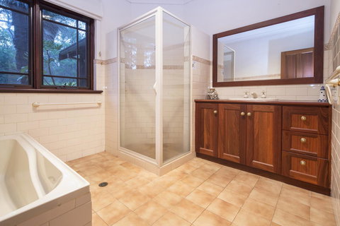 53 Martina Drive - Accommodation Asia 23