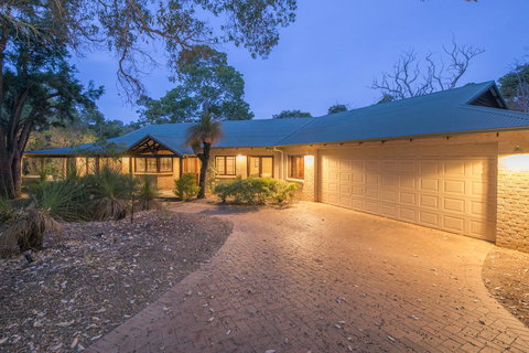 53 Martina Drive - Accommodation Asia 6