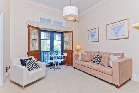 Apartment Faro - Accommodation Asia 3