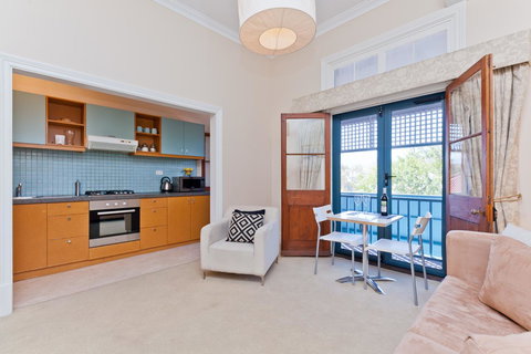 Apartment Faro - Accommodation Asia 4