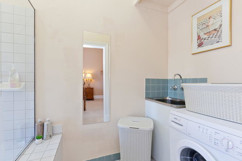 Apartment Faro - Accommodation Asia 8