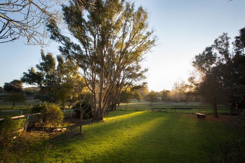 Historic Oakhill House Entire Estate - Accommodation Asia 6