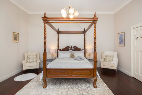 Historic Oakhill House Entire Estate - Accommodation Asia 1