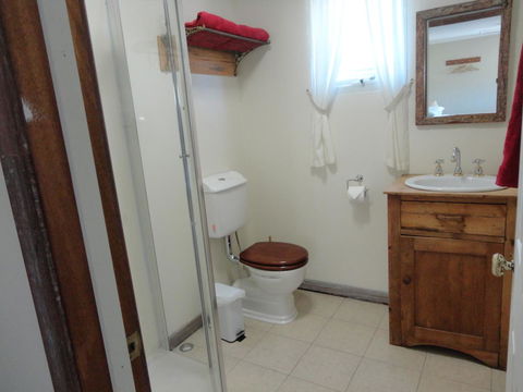 Di's Cabin In Dwellingup - Accommodation Guide 20