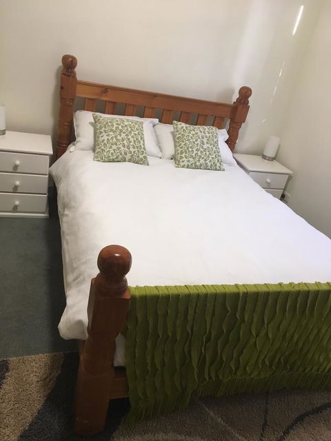 The Cottage That Could - Accommodation Guide 8