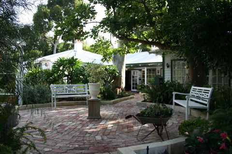 Rosebridge House Bed & Breakfast Adult Retreat - Accommodation China 23