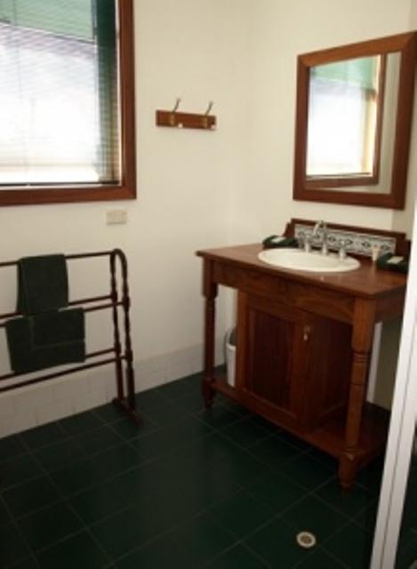 Pemberton Old Picture Theatre Holiday Apartments - Accommodation Asia 33