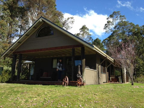 Scotsdale Valley Studios - Accommodation Guide 0