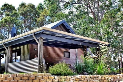 Scotsdale Valley Studios - Accommodation Guide 4