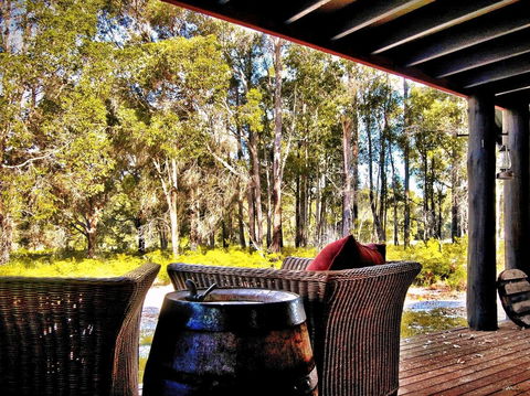 Scotsdale Valley Studios - Accommodation Guide 2