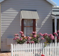 Bluebird Cottage - Accommodation Asia