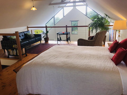 Zephyr Studio - Accommodation Guide 15