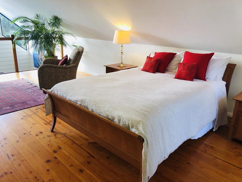 Zephyr Studio - Accommodation Guide 14