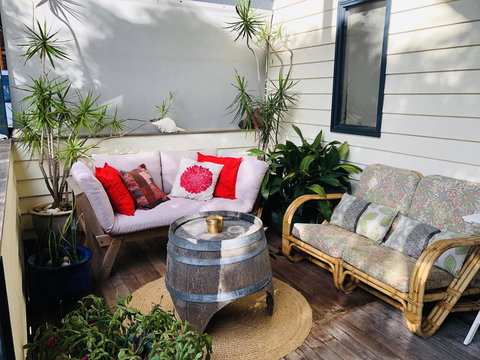 Zephyr Studio - Accommodation Guide 9