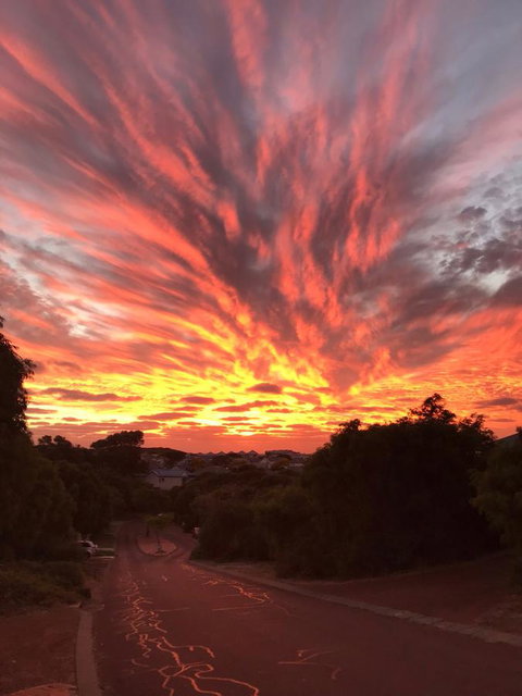 Zephyr Studio - Accommodation Guide 27