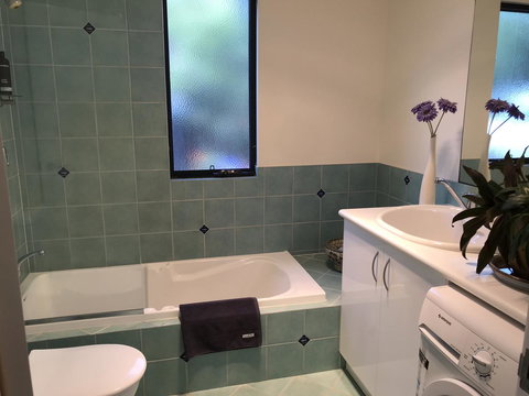 Zephyr Studio - Accommodation Guide 19