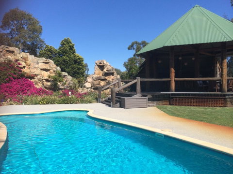 Nivalis Bed And Breakfast - Accommodation Guide 18