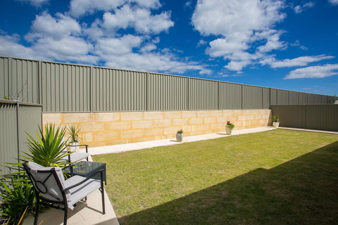 Indian Ocean Retreat - Accommodation Guide 8