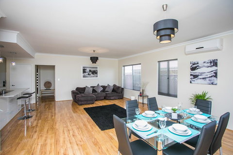 Indian Ocean Retreat - Accommodation Guide 22