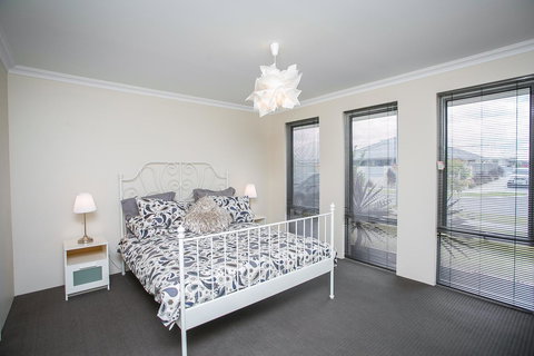 Indian Ocean Retreat - Accommodation Guide 28