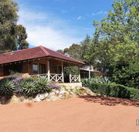 Eleebana Guest House - Accommodation Asia