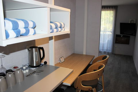 Atrium Hotel Mandurah - Accommodation Asia 11