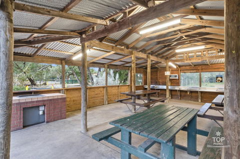 Gracetown Caravan Park - Accommodation Guide 2