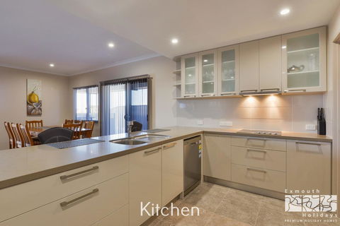 7 Kestrel Place - Accommodation Asia 6