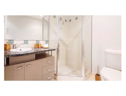 Stylish 1BDR Unit In The Heart Of Subiaco - Accommodation Asia 8