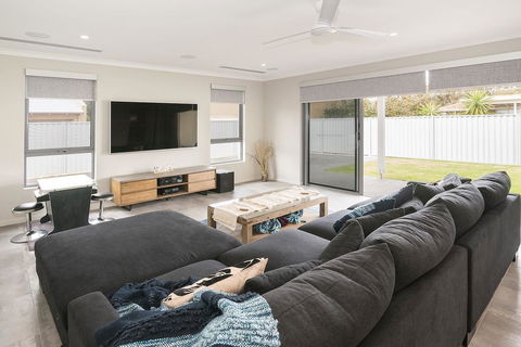 Busselton Beachside - A Slice Of Heaven - Accommodation China 12