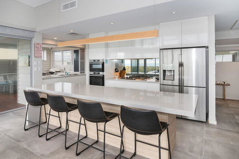 Busselton Beachside - A Slice Of Heaven - Accommodation China 3
