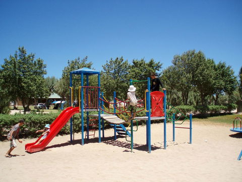 Ningaloo Coral Bay â€“ Bayview - Accommodation Asia 1