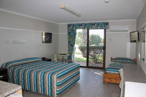 Ningaloo Coral Bay â€“ Bayview - Accommodation Asia 8