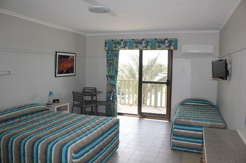 Ningaloo Coral Bay â€“ Bayview - Accommodation Asia 15