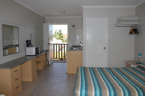 Ningaloo Coral Bay â€“ Bayview - Accommodation Asia 23