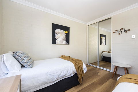 Subiaco Village - 34 - Accommodation Asia 9
