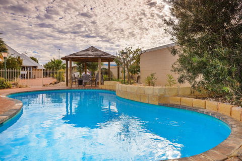Osprey Holiday Village Unit 120 - Plenty Of Room For A Large Family - Accommodation Asia 21
