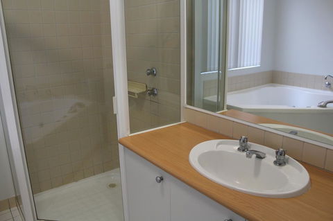 Mandurah Ocean Marina Chalets - Accommodation Asia 25