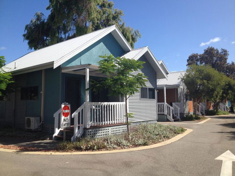 Mandurah Ocean Marina Chalets - Accommodation Asia 38