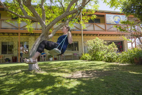 Lancelin Lodge - Accommodation Guide 15
