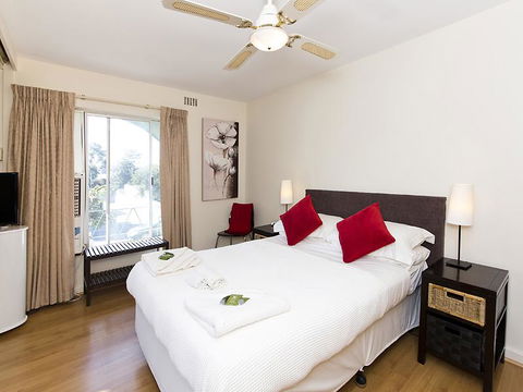 Style In Subiaco - Accommodation Guide 10