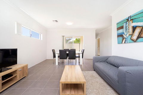 Victoria Park Town House - Accommodation Asia 7